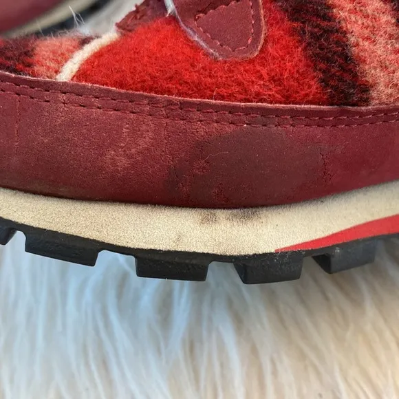 Nike Hi3 Plaid Winter Snow Boots, Size 5