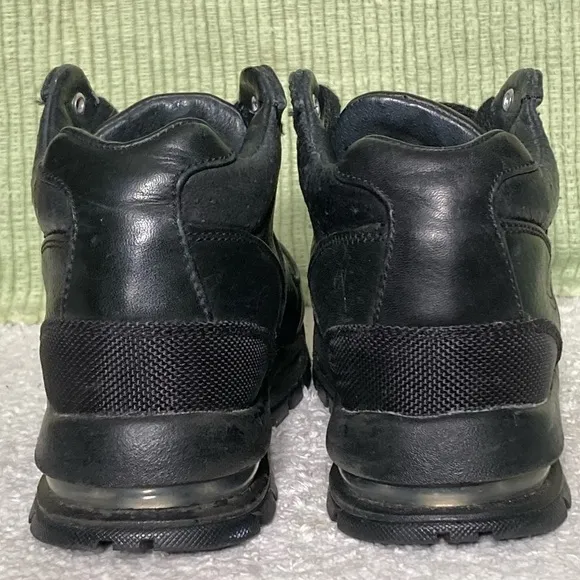 Nike Kids Air Max Goadome ACG Black Leather Waterproof Boots Shoes - Size US 2Y