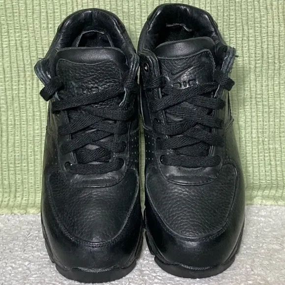Nike Kids Air Max Goadome ACG Black Leather Waterproof Boots Shoes - Size US 2Y