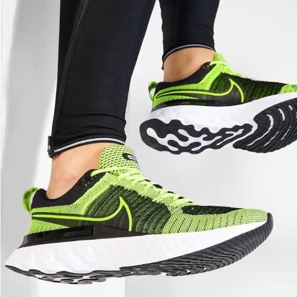 Nike React Infinity Run Flyknit 2 'Volt/Black'Men's Trainers Size 12 NWOT