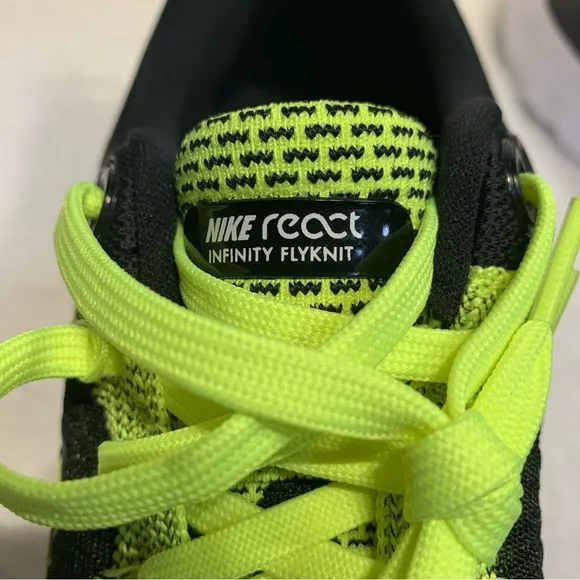 Nike React Infinity Run Flyknit 2 'Volt/Black'Men's Trainers Size 12 NWOT