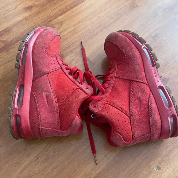 Nike Sz 6 Y Air Max Goadome Gym Red ACG Winter Boots 311567-602 GS.