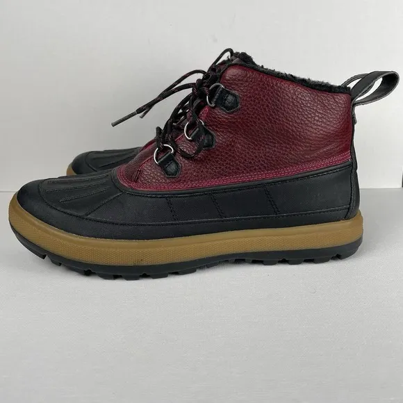 Nike Woodside Chuka 2 Duck Boots Fireberry Red Hiking Gorp - Women's Size 9.5