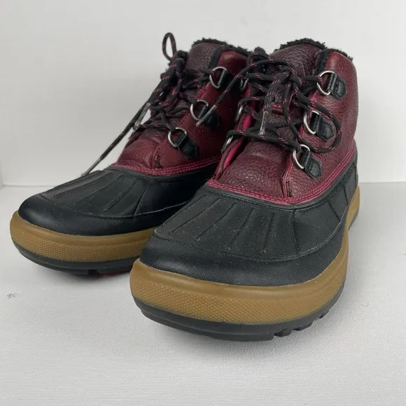 Nike Woodside Chuka 2 Duck Boots Fireberry Red Hiking Gorp - Women's Size 9.5