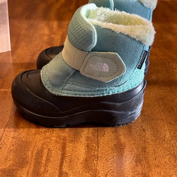 NORTH FACE KIDS' TODDLER ALPENGLOW II WINTER BOOTS