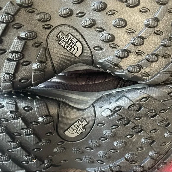 North Face Nuptse Black Goose Down Snow Winter Wateroroof Puffer Boots 13