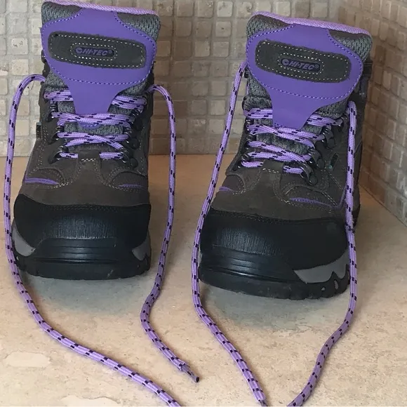 ☀️NWOB☀️ WATERPROOF HIKING BOOTS WOMENS by HI-TEC SIZE 6 PURPLE/BROWN/GREY