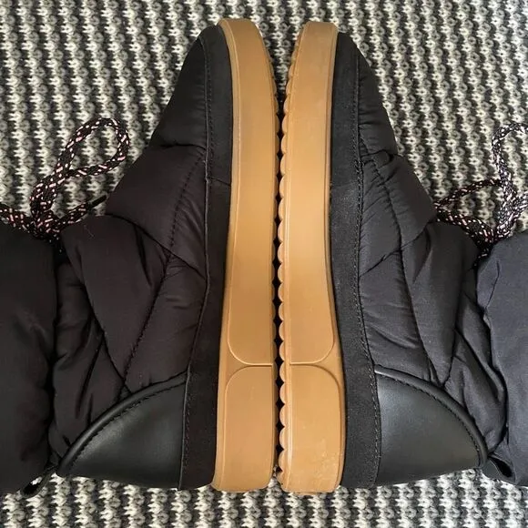 NWOT Kate Spade Cocoon Snow Boots black gum women’s shoe size 7