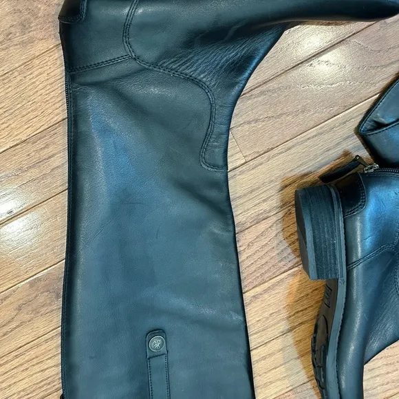 NWOT Sam Edelman Black Knee-High Leather Boots