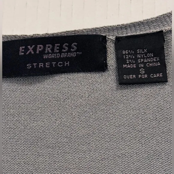 NWOT SILK Women’s Gray Sweater Size Small