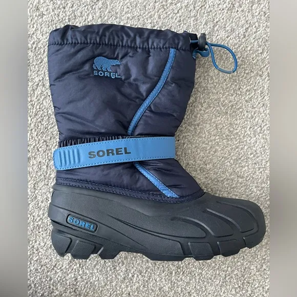 NWOT Sorel Kids Size 4 Winter Boots
