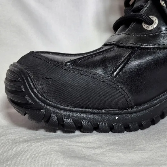 NWOT Ugg Adirondack II Vibrant black leather‎ wool snow rain boots women's 6