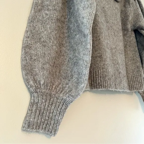 NWT Anthropologie ASTR The Label Collared Puff-Sleeved Sweater