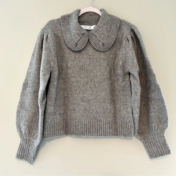 NWT Anthropologie ASTR The Label Collared Puff-Sleeved Sweater