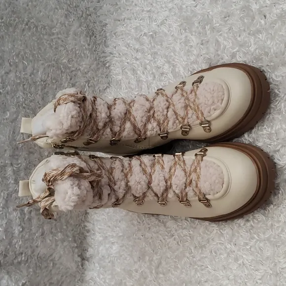 NWT by Sam Edelman winter sherpa lined combat style booties