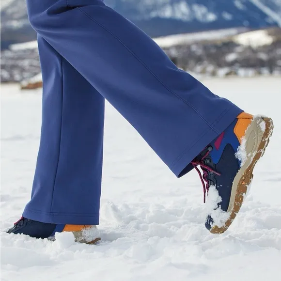 NWT COLUMBIA Women’s Newton Ridge Plus Omni-Heat Winter Boots MSRP $150