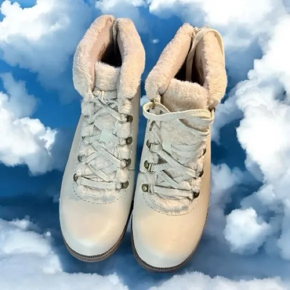 NWT Earth Origins ‘Women’s Randi Rex’ Leather Ankle Boots in “Sand White” Sz 11