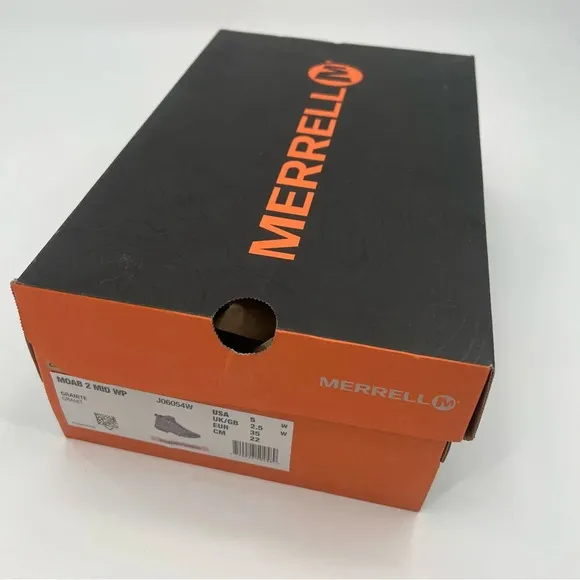 NWT Merrell Women Moab 2 Mid WP Wide Width Hiking Boots Shoes Snow Waterproof 5