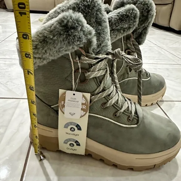 NWT Roxy Yuma Alpine Faux Fur Leather Womens Winter Ankle Boots Size 10 NEW