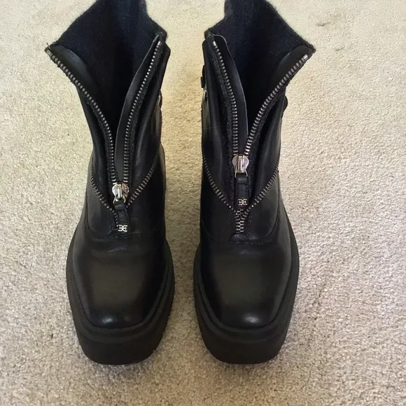 NWT Sam Edelman Linds Zipper Chelsea Leather Ankle Boots Black