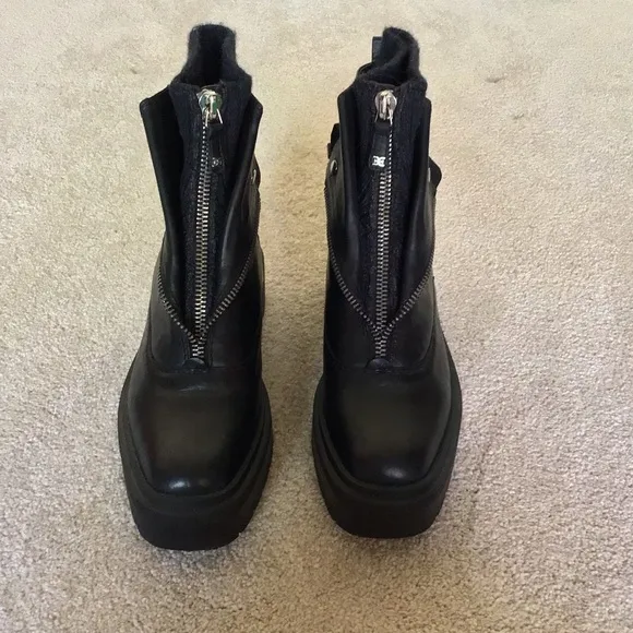 NWT Sam Edelman Linds Zipper Chelsea Leather Ankle Boots Black