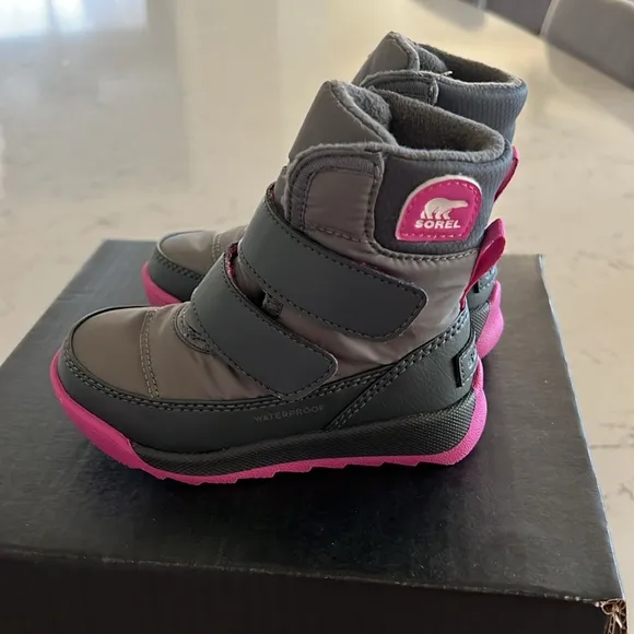 NWT Sorel Toddler Whitney II Strap Winter Boot