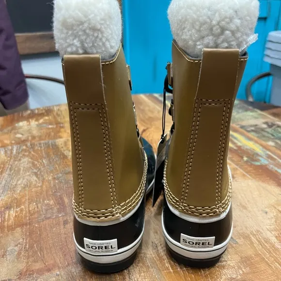 NWT Sorel Youth Yoot Pac Waterproof Boots