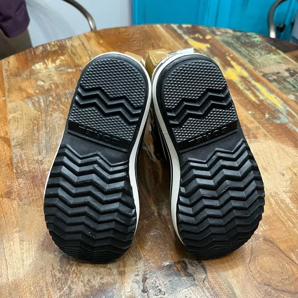 NWT Sorel Youth Yoot Pac Waterproof Boots