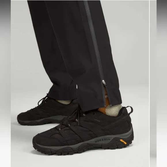 NWT Waterproof Rain Shell Hiking Pant 30&quot;L/  BLK M