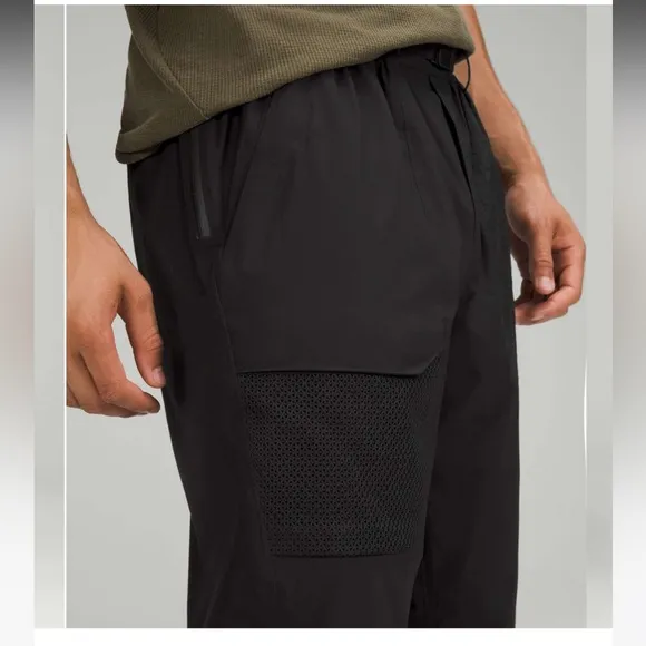 NWT Waterproof Rain Shell Hiking Pant 30&quot;L/  BLK M