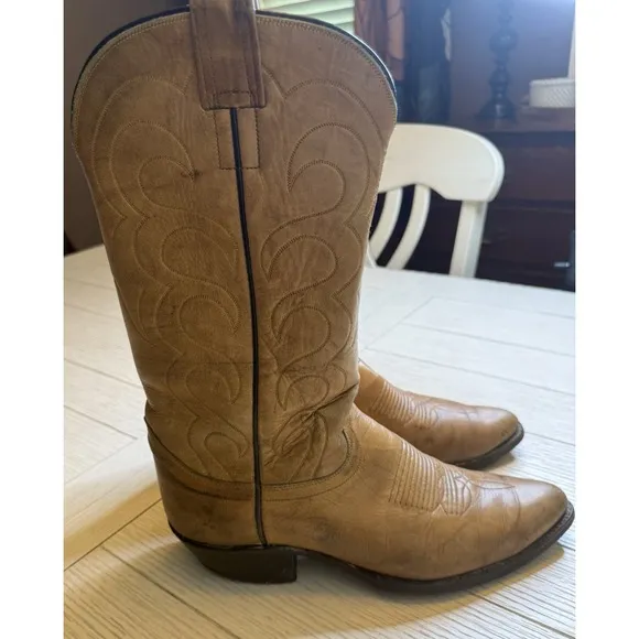 Olathe Men's Tan Leather Western Cowboy Boots. Made In USA. Sz 10.5D.