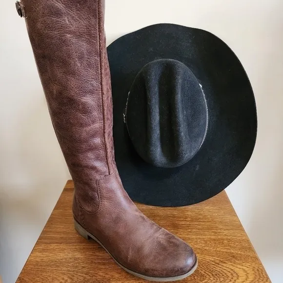 OLUKAI Leather Knee High Boots Kalupili Size 8 Equestrian Brown Stretch Calf