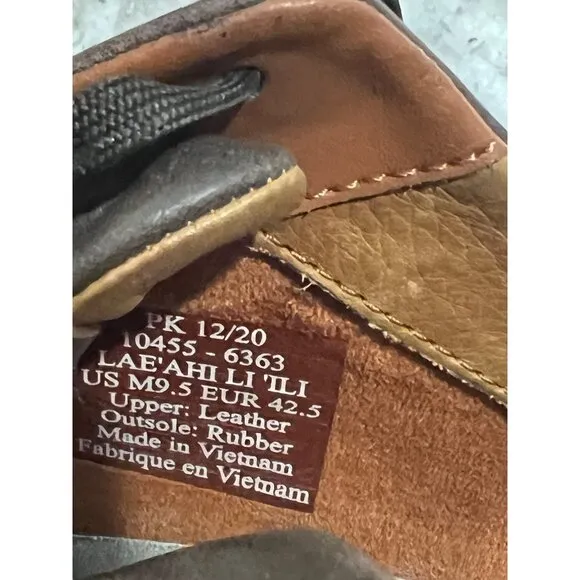 OluKai Men's Lae'ahi Li'Ili‎ Waterproof Leather Shoes - Size 9.5