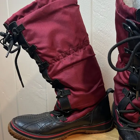 Pajar burgundy tall winter boots red and black