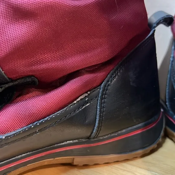 Pajar burgundy tall winter boots red and black