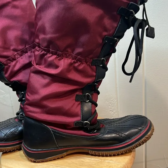 Pajar burgundy tall winter boots red and black