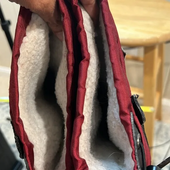 Pajar burgundy tall winter boots red and black