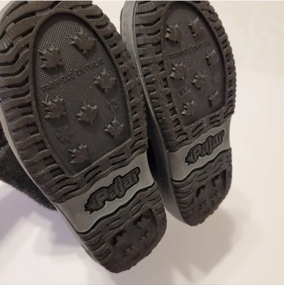 Pajar kids winter boots size 13