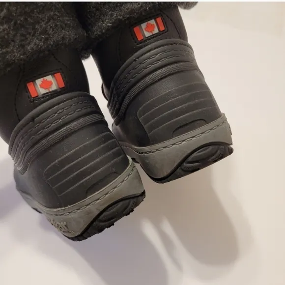 Pajar kids winter boots size 13