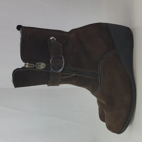Pajar Suede Leather Wedges Women's Winter Boots