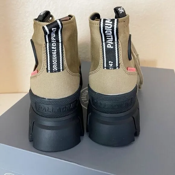 Palladium Revolt Hi TX boots combat hiking boots in Olive. Gorpcore sz 9. New
