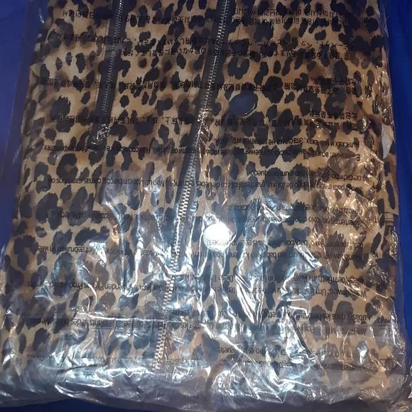Plus Size Women Leopard Babe Notch Collar Zip Up