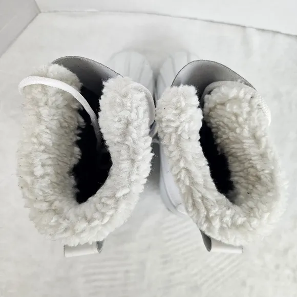 Polaris White Winter Snow Boots