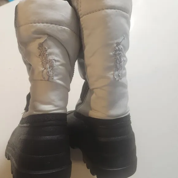 Polo by RL snow boots size 4