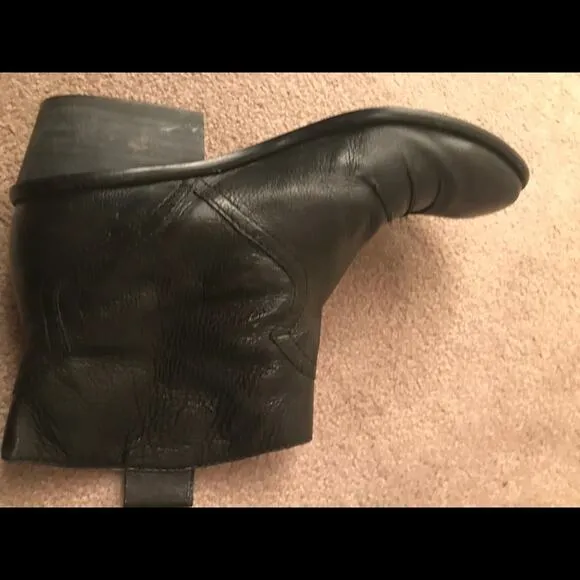 Rachel by Rachel Roy black studded ankle boot 6.5