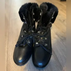 Ralph Lauren Winter Lanescout combat boots Fur size 10 NEW