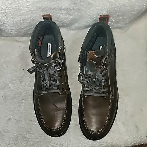 RESERVED FOOTWEAR. Man CURRAGH Lace up Brown Boots Size 11