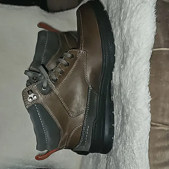 RESERVED FOOTWEAR. Man CURRAGH Lace up Brown Boots Size 11