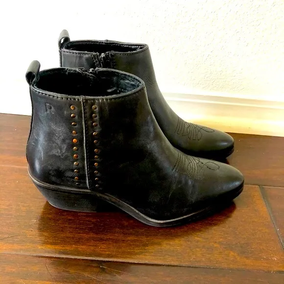 ROAN Aggie Leather Boots