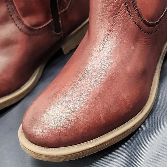 ROAN BY BED STU DATE TALL LEATHER RIDING BOOTS NWOB SIZE 8.5 BURGUNDY